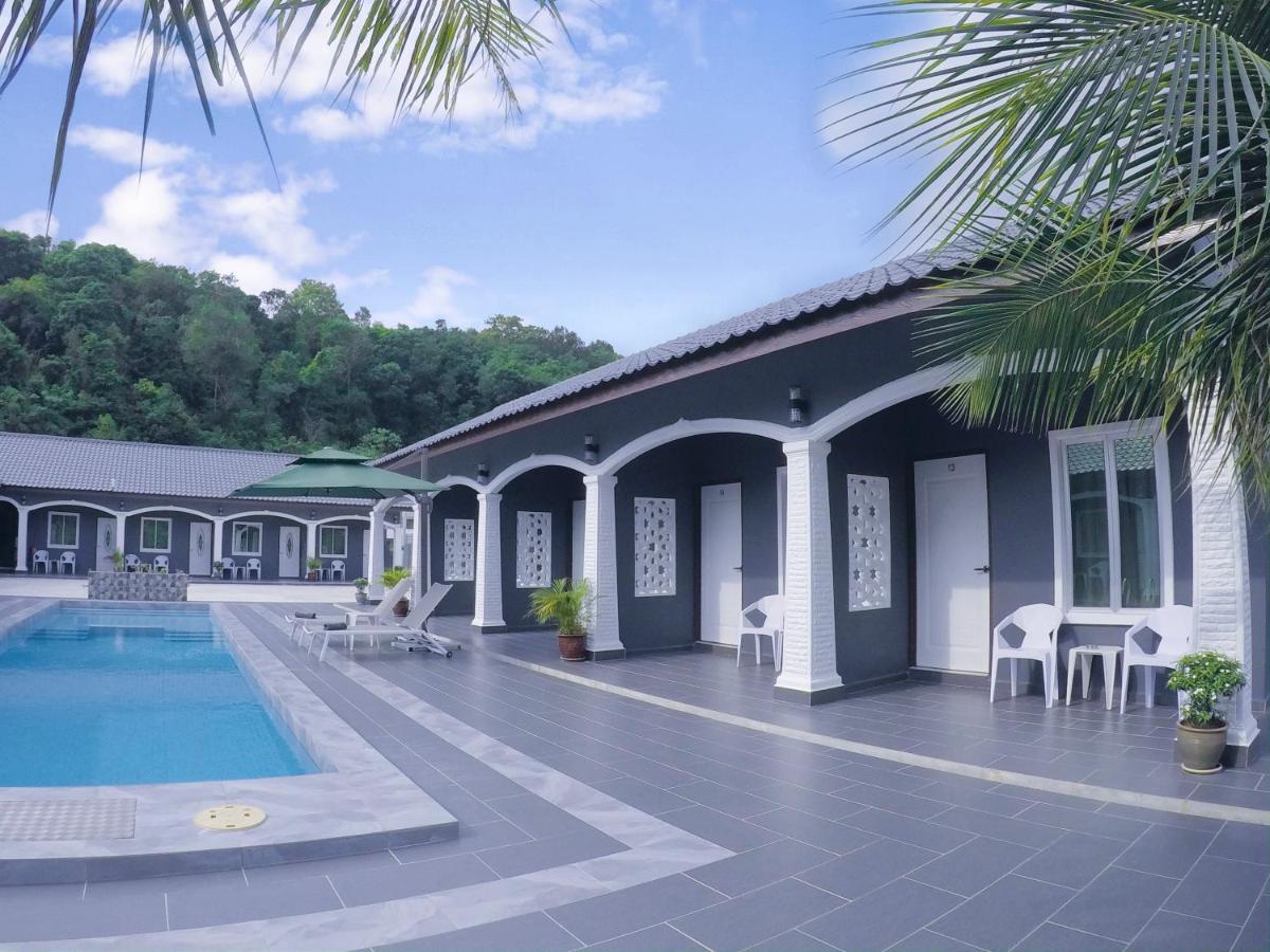 Cenang Rooms With Pool By Virgo Star Resort Pantai Cenang  Exterior photo